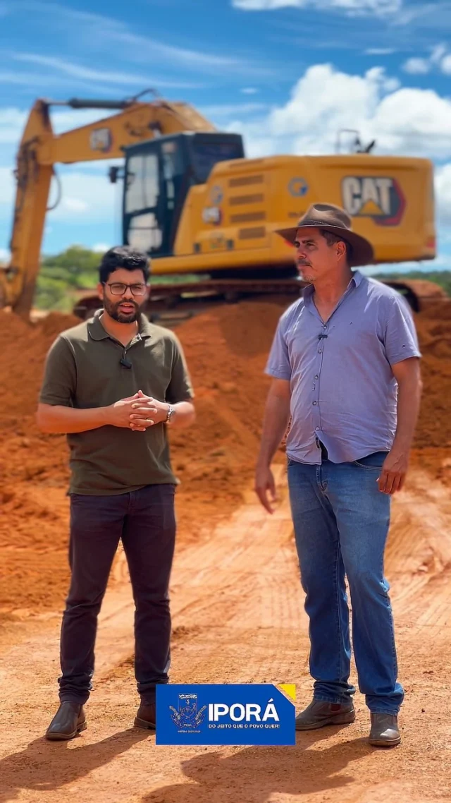 🚜 Patrulha Rural já em ação!  A revitalização das estradas vicinais da zona rural de Iporá já começou! A Patrulha Rural da Goinfra deu início às atividades no município, garantindo melhores condições de acesso, segurança no tráfego e apoio direto ao homem do campo.  Essa conquista é fruto do trabalho da gestão pública, na pessoa da prefeita Maysa Cunha, com apoio do Governo de Goiás.  100 dias é só o começo. Iporá do jeito que o povo quer!  #PatrulhaRural #RevitalizaçãoEstradas #ZonaRural #PrefeituraDeIporá #Goinfra #100DiasDeGoverno #IporáDoJeitoQueOPovoQuer