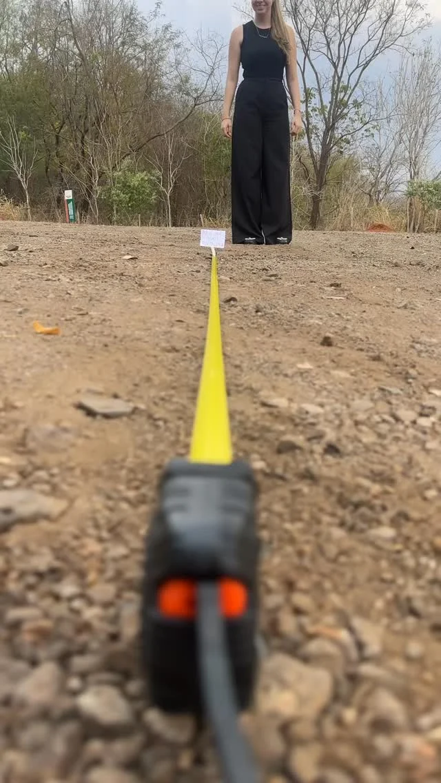 Iporá avançando a cada dia! 🚀  A Prefeitura entregou mais uma importante obra para nossa cidade: a revitalização da ponte sobre o Córrego Tamanduá, próxima ao Setor Serrinha. 🚧  Essa conquista garante mais segurança, mobilidade e qualidade de vida para todos que utilizam a passagem, além de fortalecer o desenvolvimento da nossa zona rural e facilitar o dia a dia da população. 🚜  Seguimos firmes, trabalhando com responsabilidade e dedicação, porque cada obra entregue é um passo a mais rumo a uma cidade melhor para todos. 💙💛  #IporáAvança #Infraestrutura #MaisObras #PrefeituraDeIporá #TrabalhoQueTransforma
